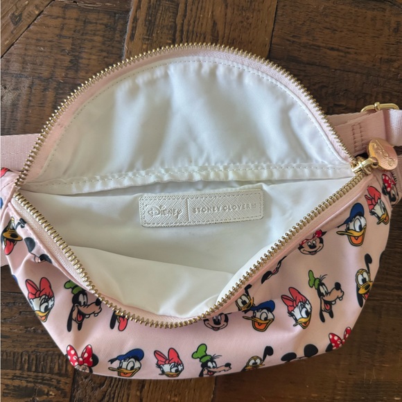 Stoney Clover Lane X Disney Sensational 6 Mickey&Friends Original Fanny Pack-EUC - Picture 5 of 6